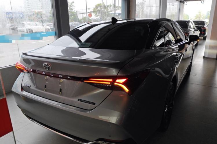 Used Toyota Avalon 2022 2.5L Touring Premium Edition Rear