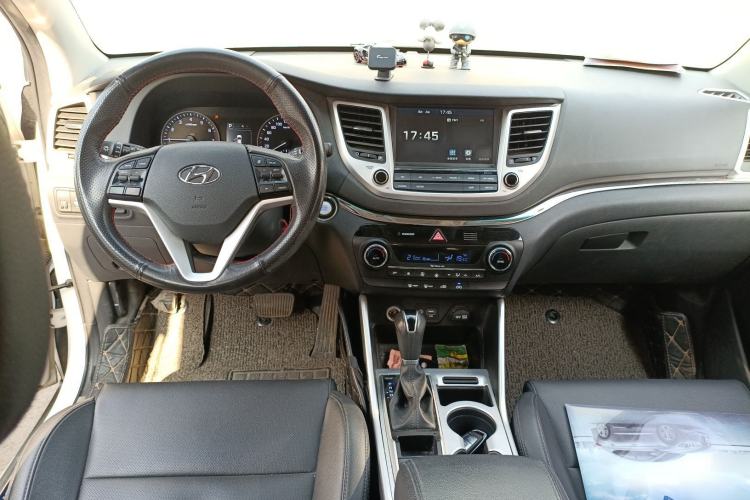 Used Hyundai Tucson 2018 1.6T Dual-Clutch Two-Wheel Drive 15th Anniversary Special Edition
