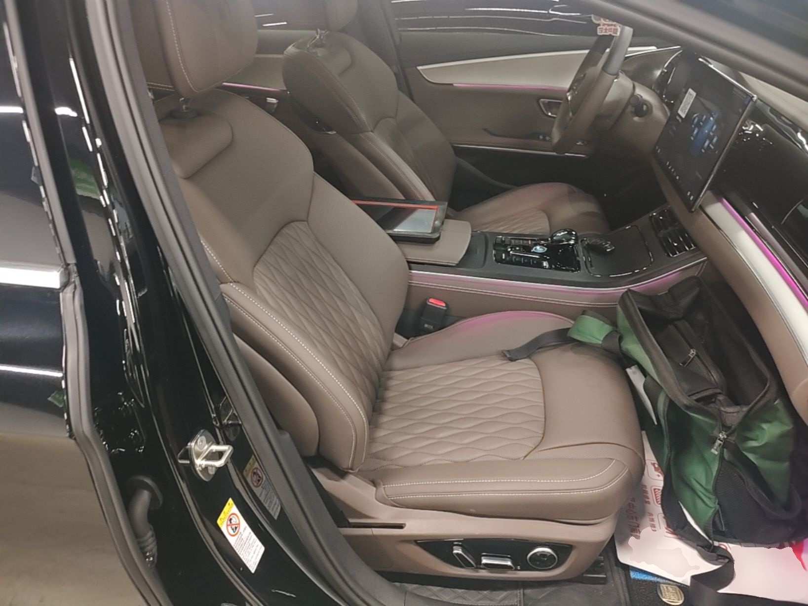 BYD Han 2025 DM-i Smart Drive 125KM Prestige Model — снимка 19