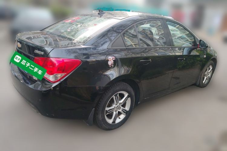 Used Chevrolet Cruze 2013 1.6L SE MT Rear Right 45 Deg