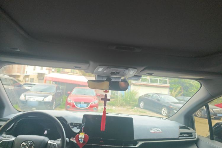 Used Toyota SIENNA 2023 2.5L Hybrid Deluxe Edition Headliner