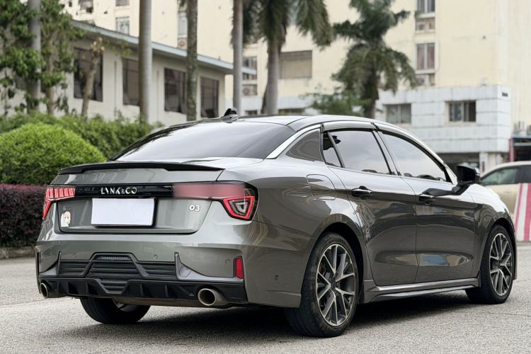 Used Lynk & Co 03 2022 2.0TD DCT JingPro Exterior 3