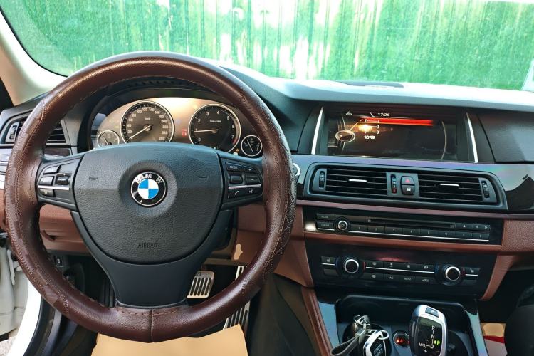 Used BMW 5 Series 2014 525Li Leading Model