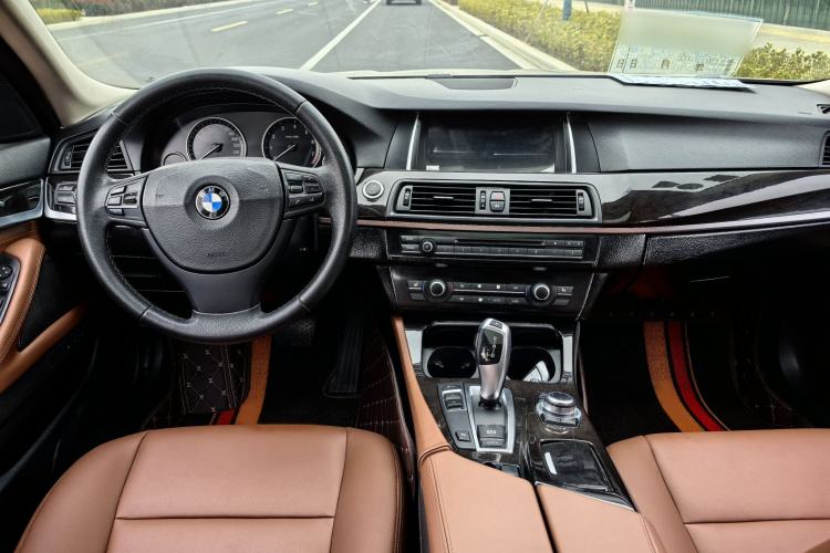 Used BMW 5 Series 2014 525Li Leading Model