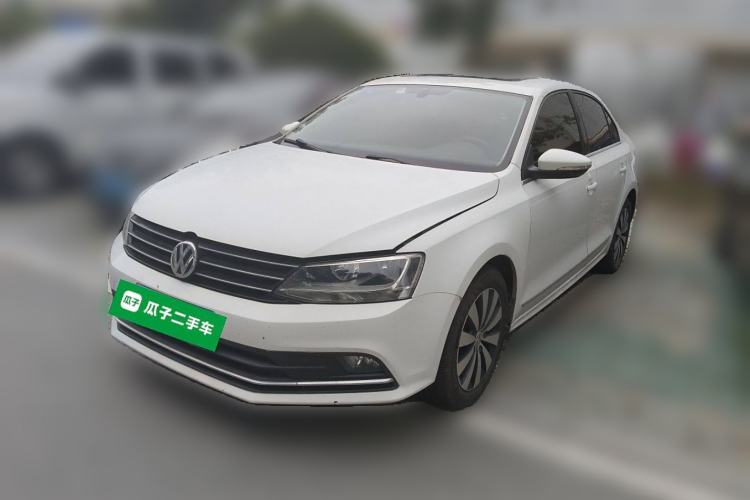 Used Volkswagen Sagitar 2017 180TSI Automatic Luxury Edition