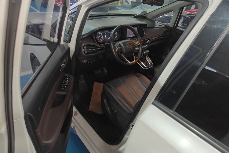 Used GAC Trumpchi M6 2019 270T Automatic Luxury Edition (7-seater) China V Standard
