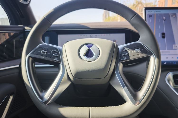 Used Denza N9 2025 Flagship Model