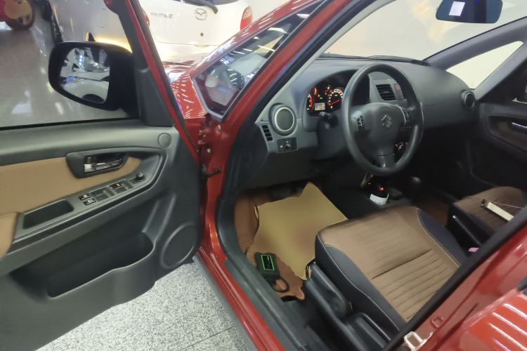 Used Suzuki SX4 2013 1.6L Automatic CoolRide Model
