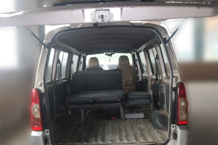 Used Wuling Rongguang 2017 1.5L Extended Basic Version Trunk