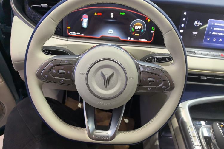 Used VOYAH FREE 2021 Four-Wheel Drive All-Electric First Edition Commemorative Edition Exclusive Luxury Package Steering Wheel