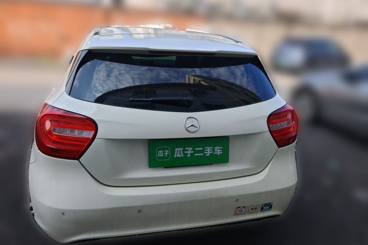 Used Mercedes-Benz A-Class 2015 A 200 Fashion Model
