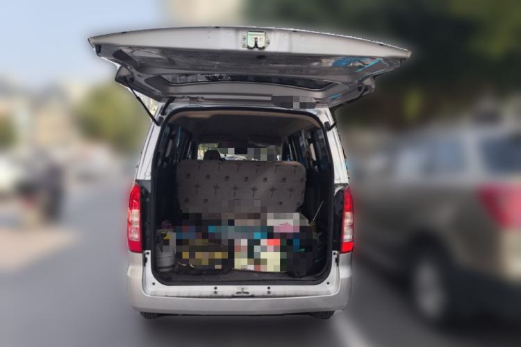 Used Wuling Hongguang V 2022 1.5L Jingqu Edition Electric-Assist LAR Trunk