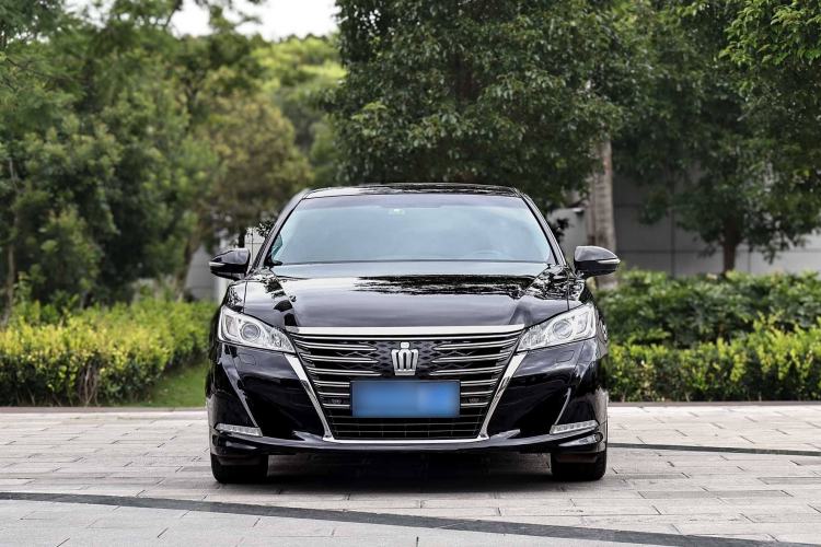 Used Toyota Crown 2015 2.0T Fashion Edition
