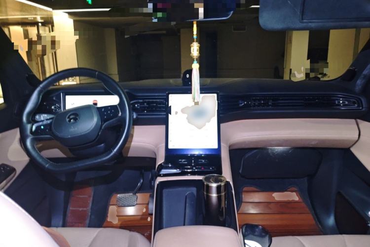 Used Nio ES8 2020 580 km Range Signature Edition Six-Seater Version
