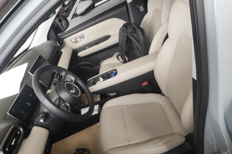 Used Wuling Bingo PLUS 2024 510 km Flagship Edition Four-Seater Version
