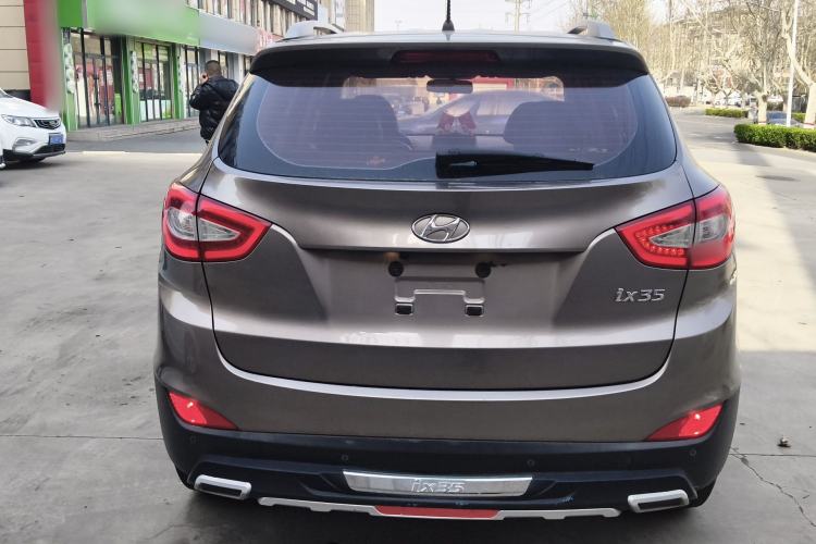 Used Hyundai ix35 2013 2.0L Automatic Two-Wheel Drive Smart GLS China IV Standard Rear