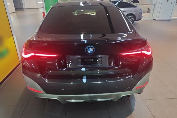 Used BMW i4 2023 eDrive40