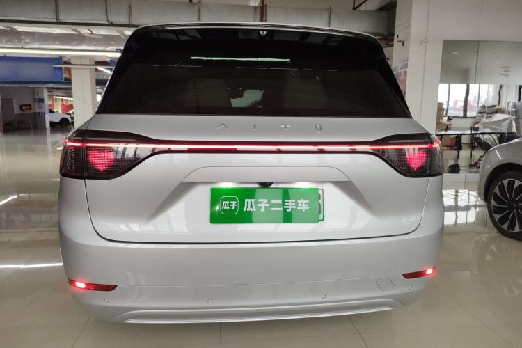 Used Hima AITO M9 2024 All-Electric Max Version 100 kWh 6-Seater