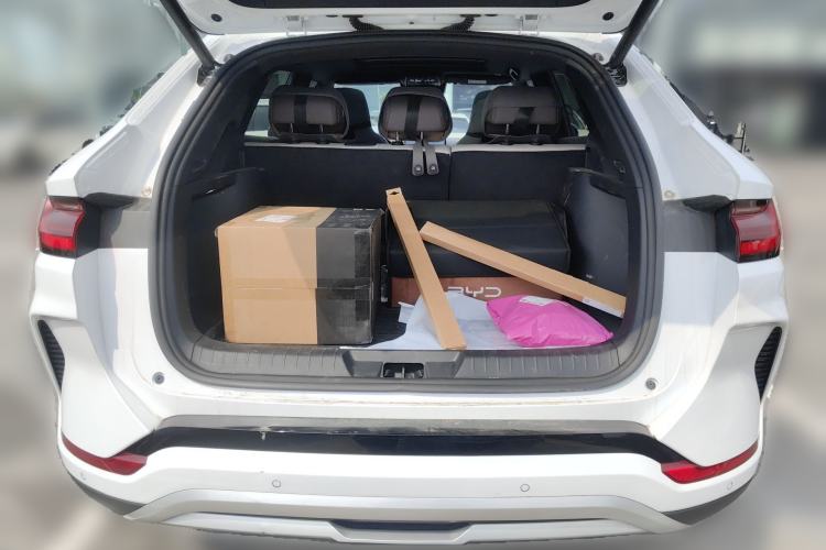 Used BYD Song PLUS New Energy 2025 DM-i 112KM Prestige Model Trunk