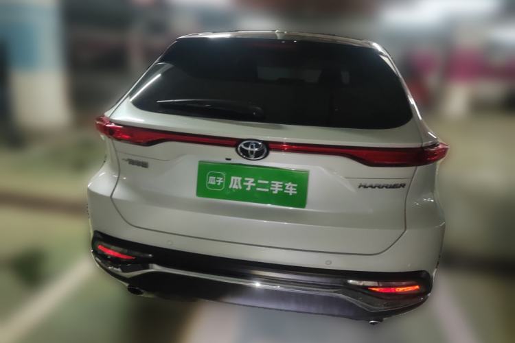Used Toyota Harrier 2022 2.0L CVT Two-Wheel Drive Luxury Edition