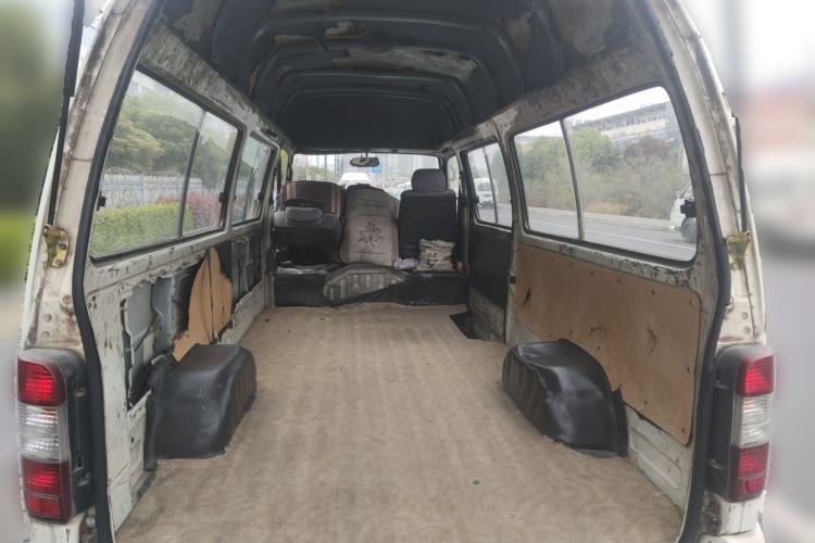 Used Golden Dragon Hiace 2010 2.2L Standard-Wheelbase Advanced Version 491Q-M Trunk