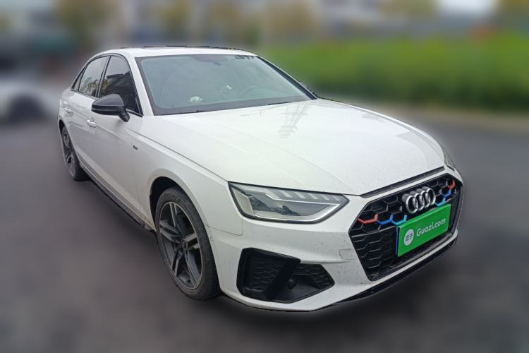 Used Audi A4L 2022 40 TFSI Luxury Dynamic Model Front Right 45 Deg