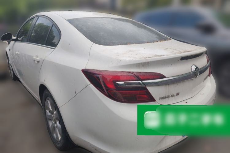 Used Buick Regal 2015 1.6T Leading Technology Model Rear Left 45 Deg