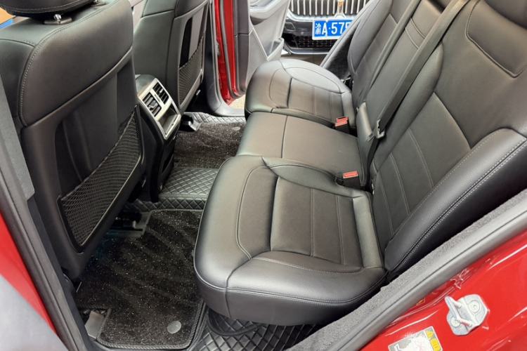 Used Mercedes-Benz GLE Coupe 2018 GLE 320 4MATIC Coupe SUV Interior 7