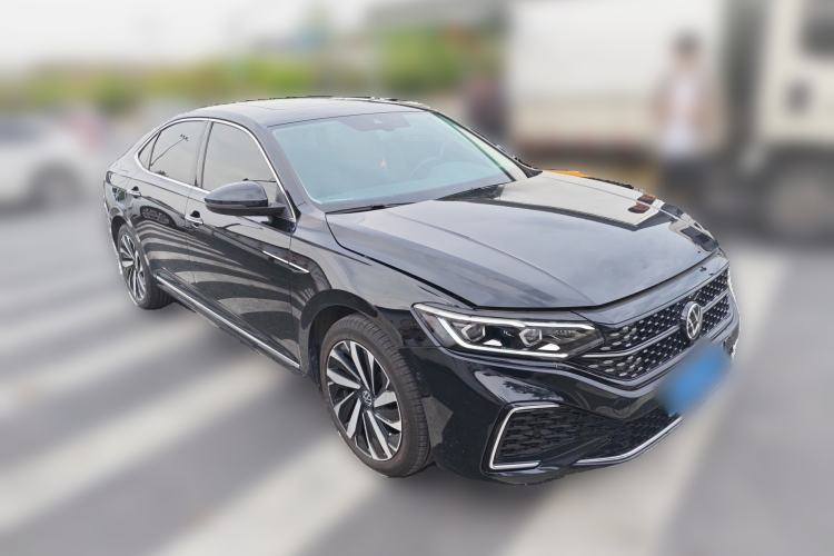 Used Volkswagen Passat 2022 330TSI Starry Luxury Edition
