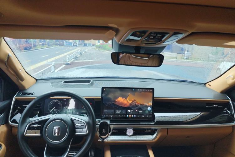 Used Tank 500 New Energy 2023 Hi4-T Center Console