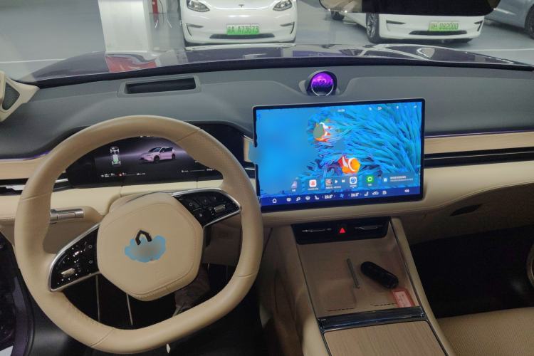 Used Hima AITO M5 2025 Extended-Range Ultra All-Wheel-Drive Version
