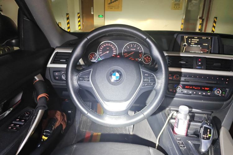 Used BMW 3 Series GT 2013 320i Leading Model