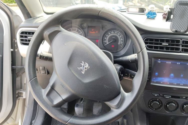 Used Peugeot 301 2014 1.6L Manual Comfort Edition