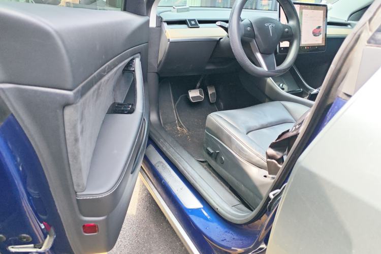 Used Tesla Model 3 2020 Long-Range Rear-Wheel-Drive Version