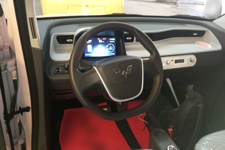 Used Wuling Hongguang MINIEV 2022 Macaron Fashion Model Lithium Iron Phosphate
