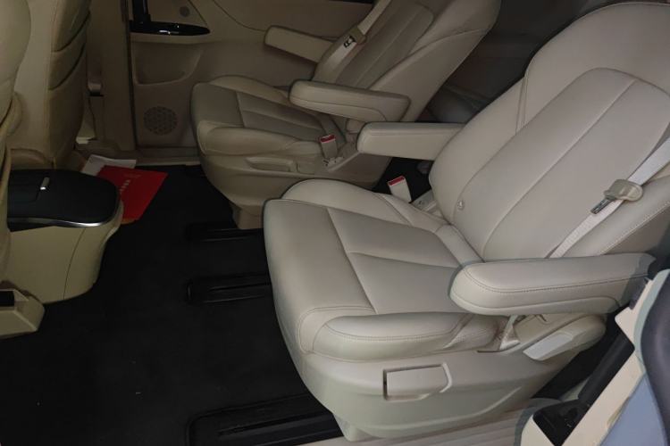 Used Buick GL8 New Energy 2025 Lushang First-Drive Edition 7-Seater