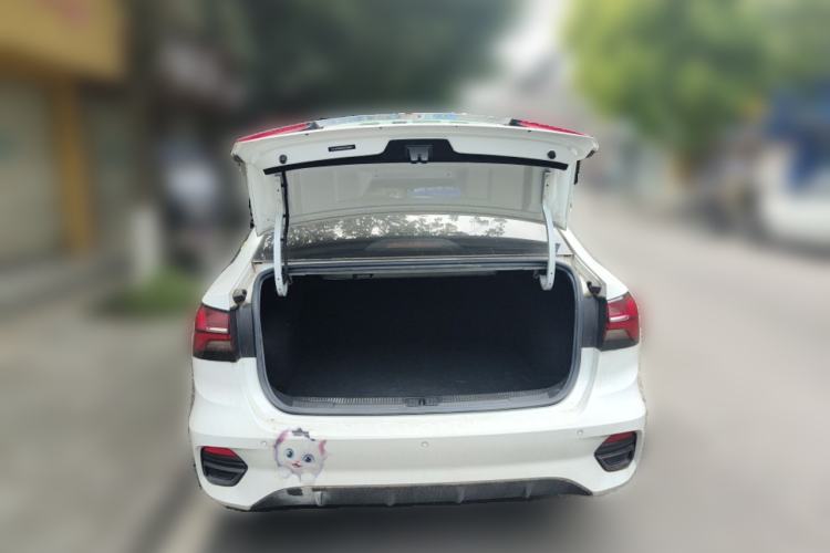 Used Roewe i5 2021 1.5L CVT Assurance Edition Trunk