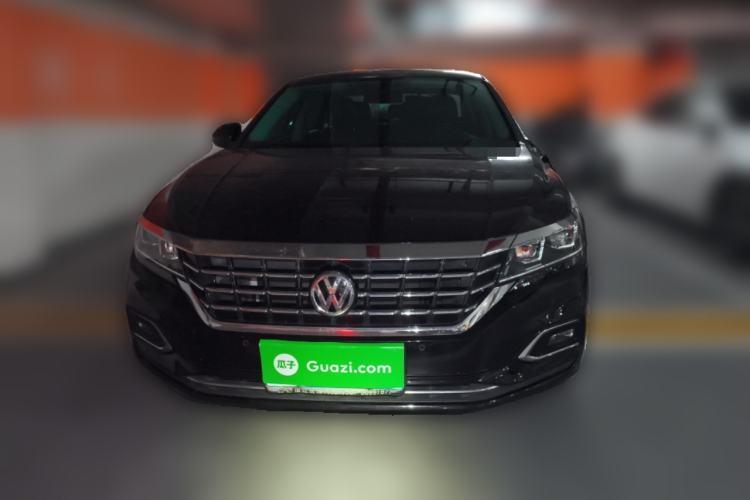 Used Volkswagen Passat 2019 330TSI Elite Edition China VI Front