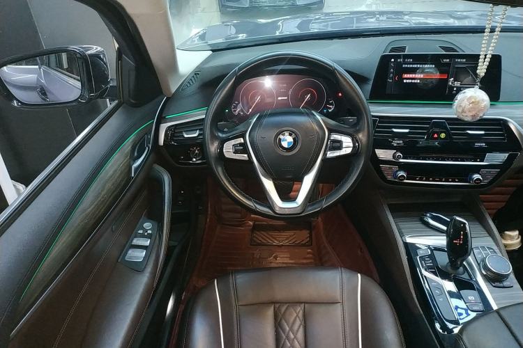 Used BMW 5 Series New Energy 2019 Updated Version 530Le Luxury Package Steering Wheel