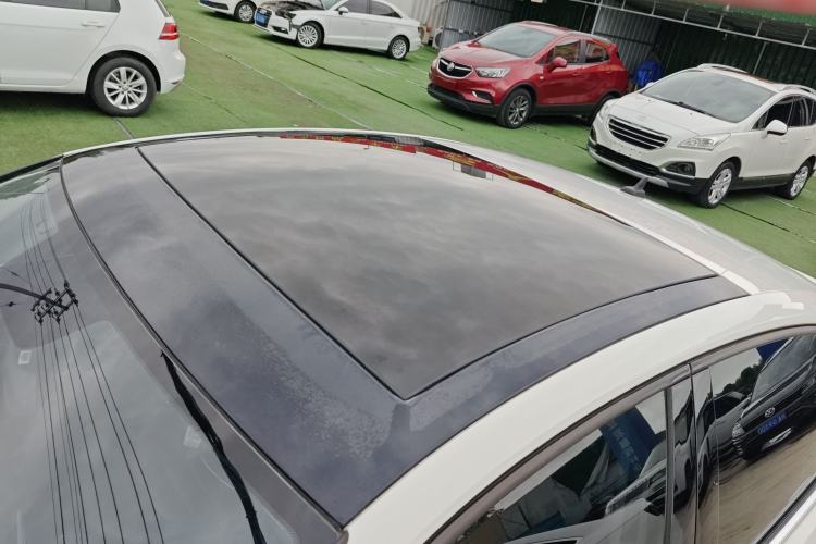 Used Volkswagen Lamando 2015 280TSI DSG Comfort Edition
