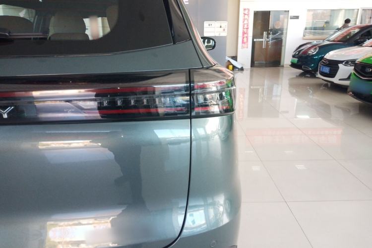 Used Chery Tiggo 8 PLUS 2025 290TGDI DCT Prestige 5-Seater