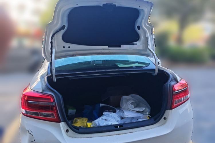 Used Toyota YARiS L Zhi Xiang 2017 1.5E CVT Dynamic Edition Trunk