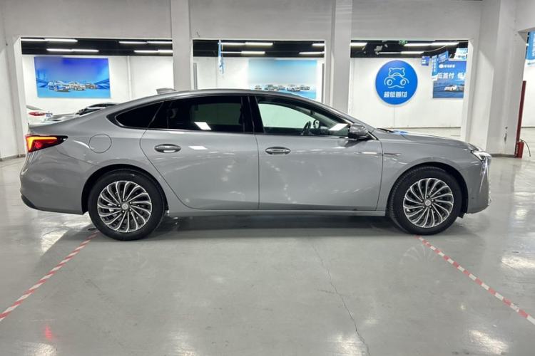 Used Buick LaCrosse 2023 28T Prestige Edition

