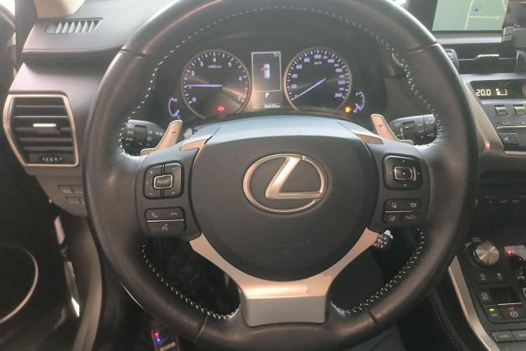Used Lexus NX 2020 200 All-Wheel Drive Fēngshàng Version China VI Standard Steering Wheel