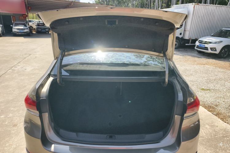 Used Buick GT 2019 15T Dual-Clutch Connected Elite Model China VI