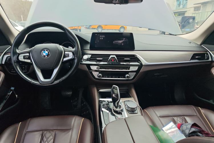 Used BMW 5 Series 2019 Facelifted 530Li Leading Edition Luxury Package
