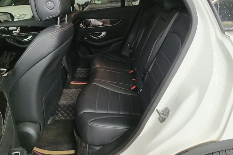 Used Mercedes-Benz GLC 2017 GLC 260 4MATIC Luxury Model
