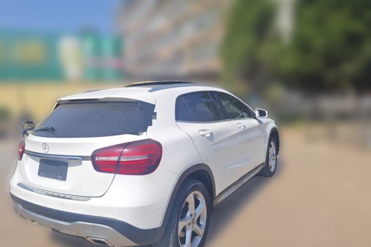 Used Mercedes-Benz GLA 2017 GLA 200 Sport Edition Rear Right 45 Deg