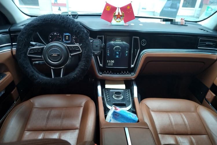 Used Zotye T700 2017 1.8T Dual-Clutch Luxury Model
