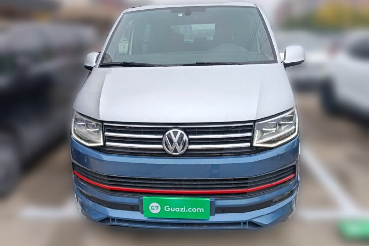 Used Volkswagen Multivan 2016 2.0 TSI Two-Wheel-Drive 66th Anniversary Edition
